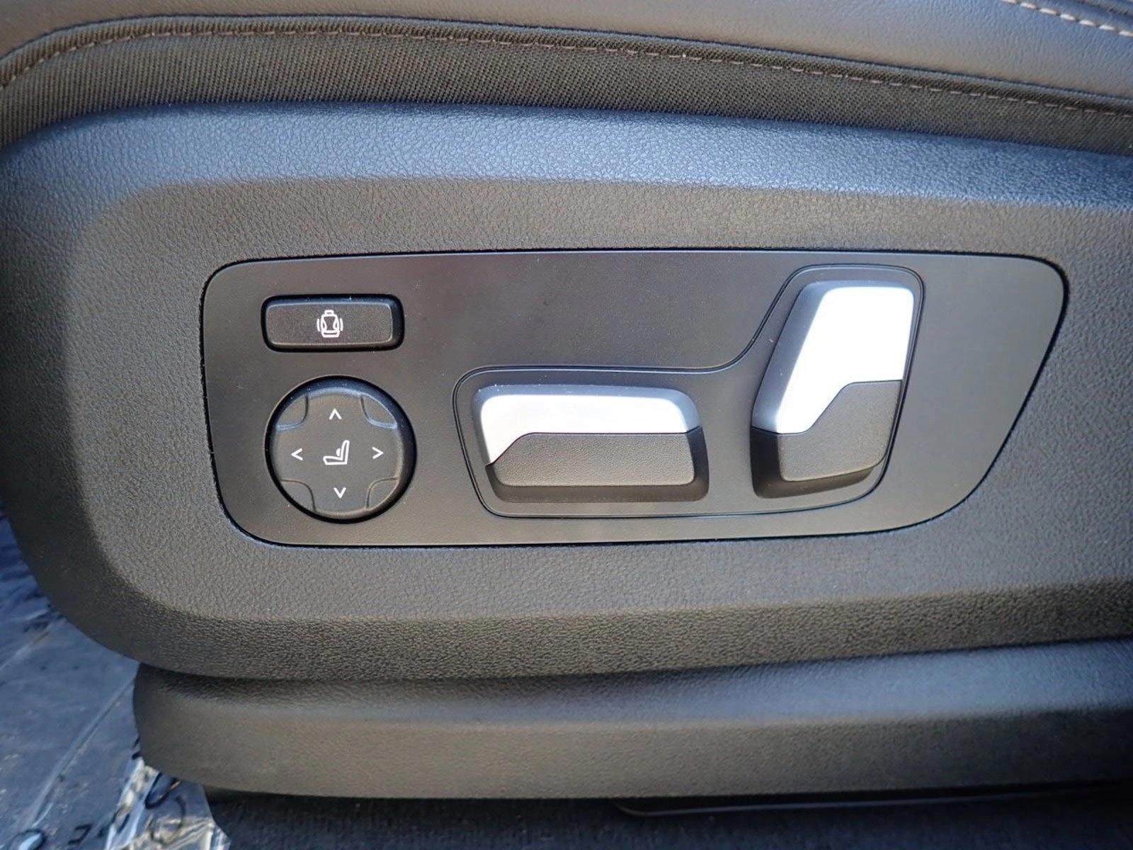 Thumbnail: 2023 BMW X5 - 4