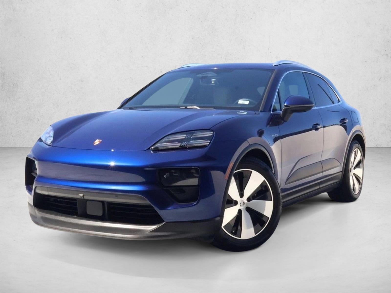 Thumbnail: 2025 Porsche Macan - 1