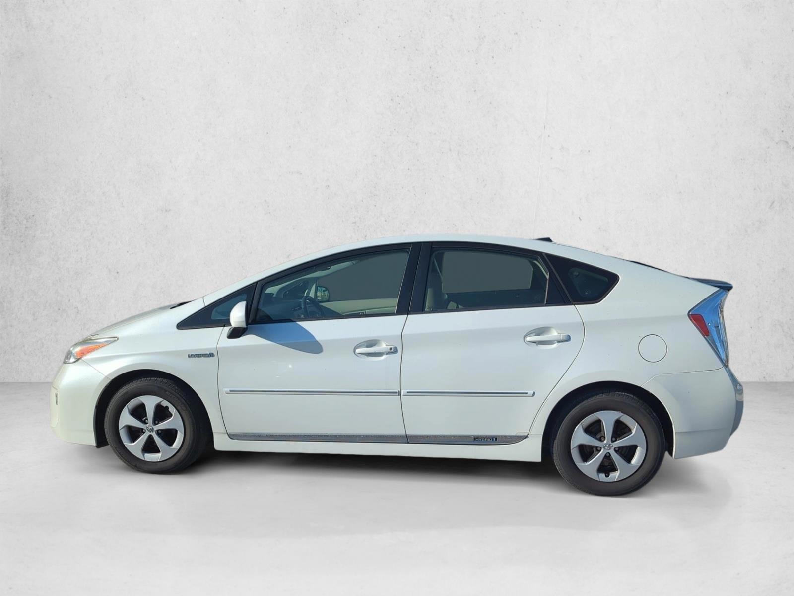 Thumbnail: 2014 Toyota Prius - 2