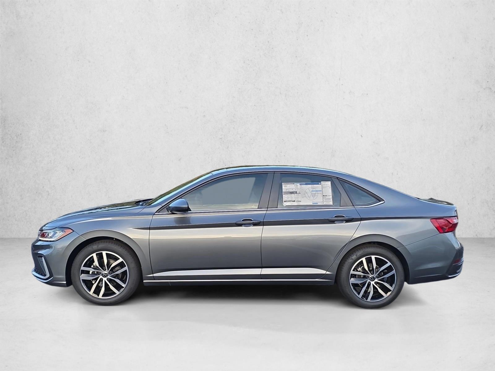2026 Volkswagen Jetta SE - Photo 7