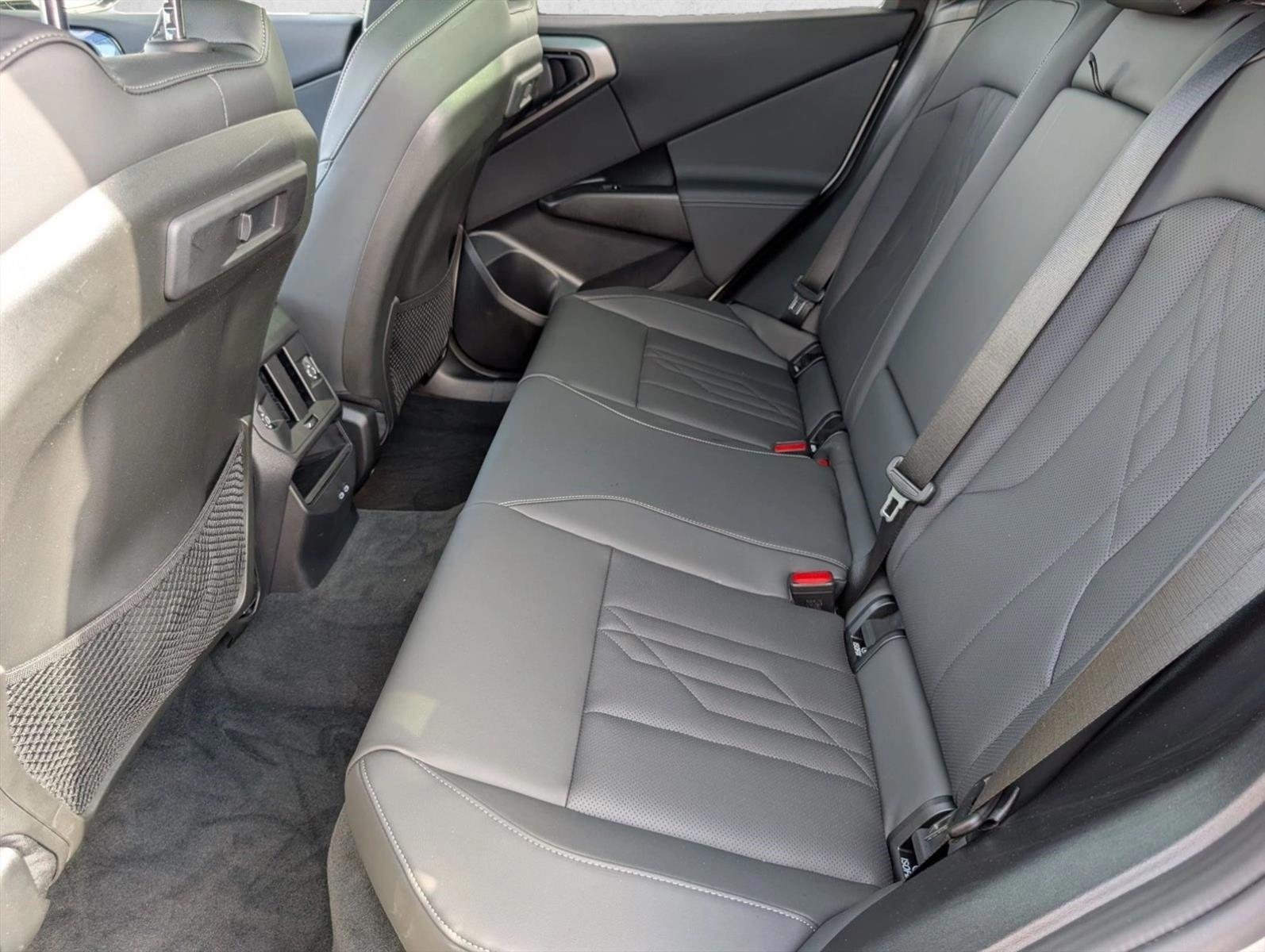 2025 BMW X3 30 - Photo 20