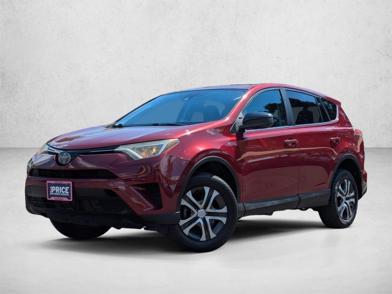 2018 Toyota RAV4 LE -
                  Golden, CO