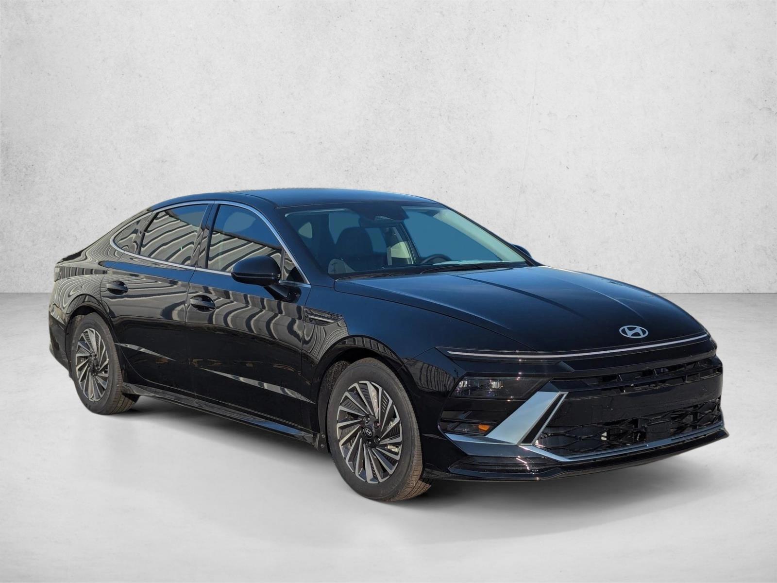 2025 Hyundai Sonata Hybrid SEL - Photo 6
