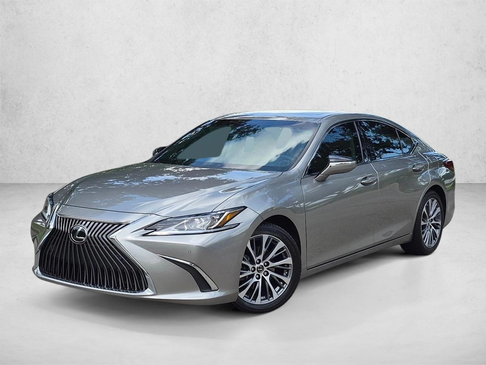 2020 Lexus ES