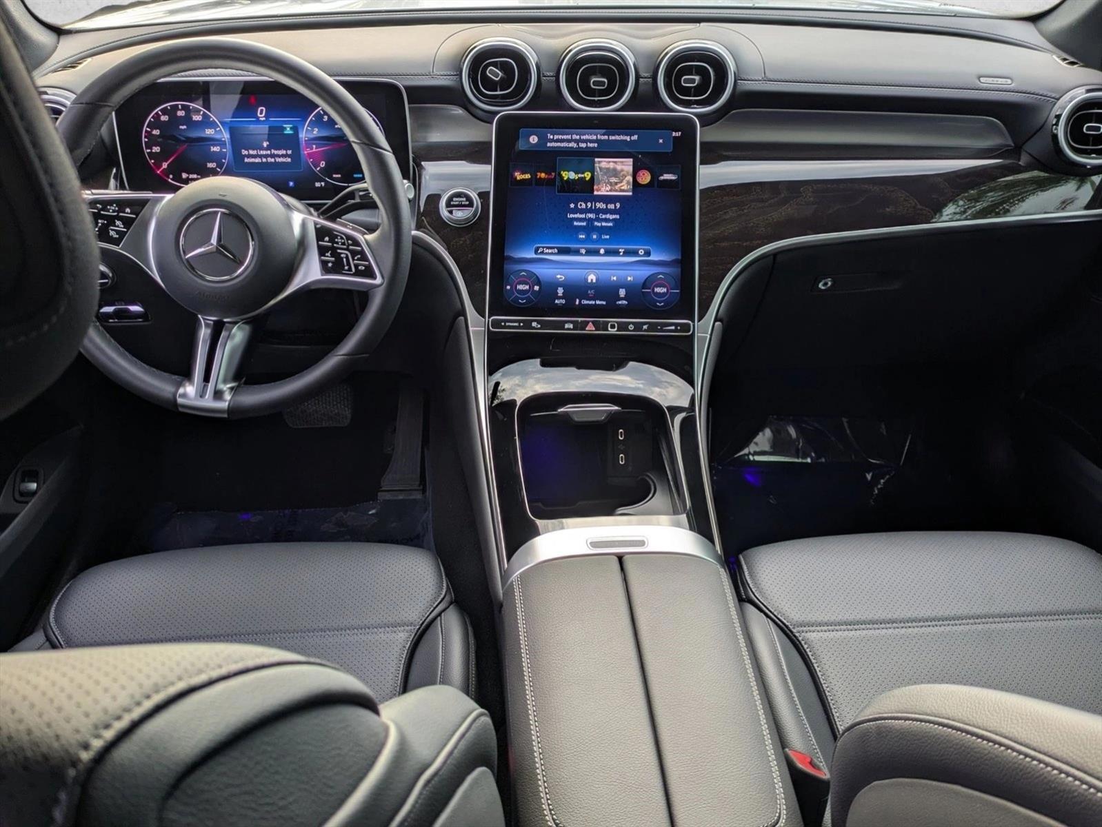 Thumbnail: 2025 Mercedes-Benz GLC - 4