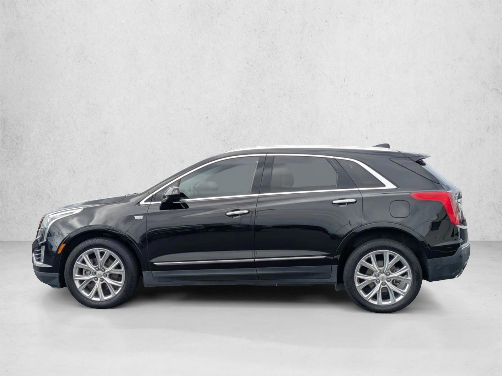 Thumbnail: 2017 Cadillac XT5 - 2
