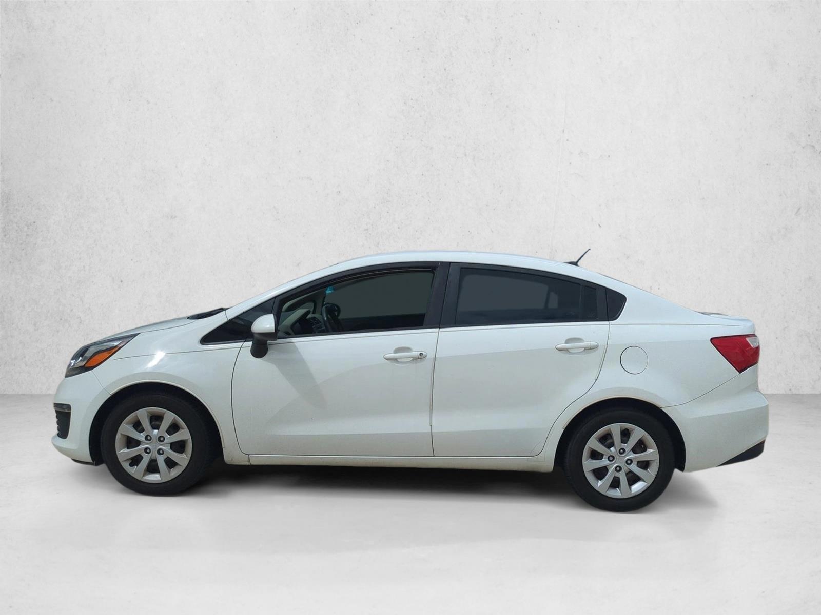 Thumbnail: 2016 Kia Rio - 2