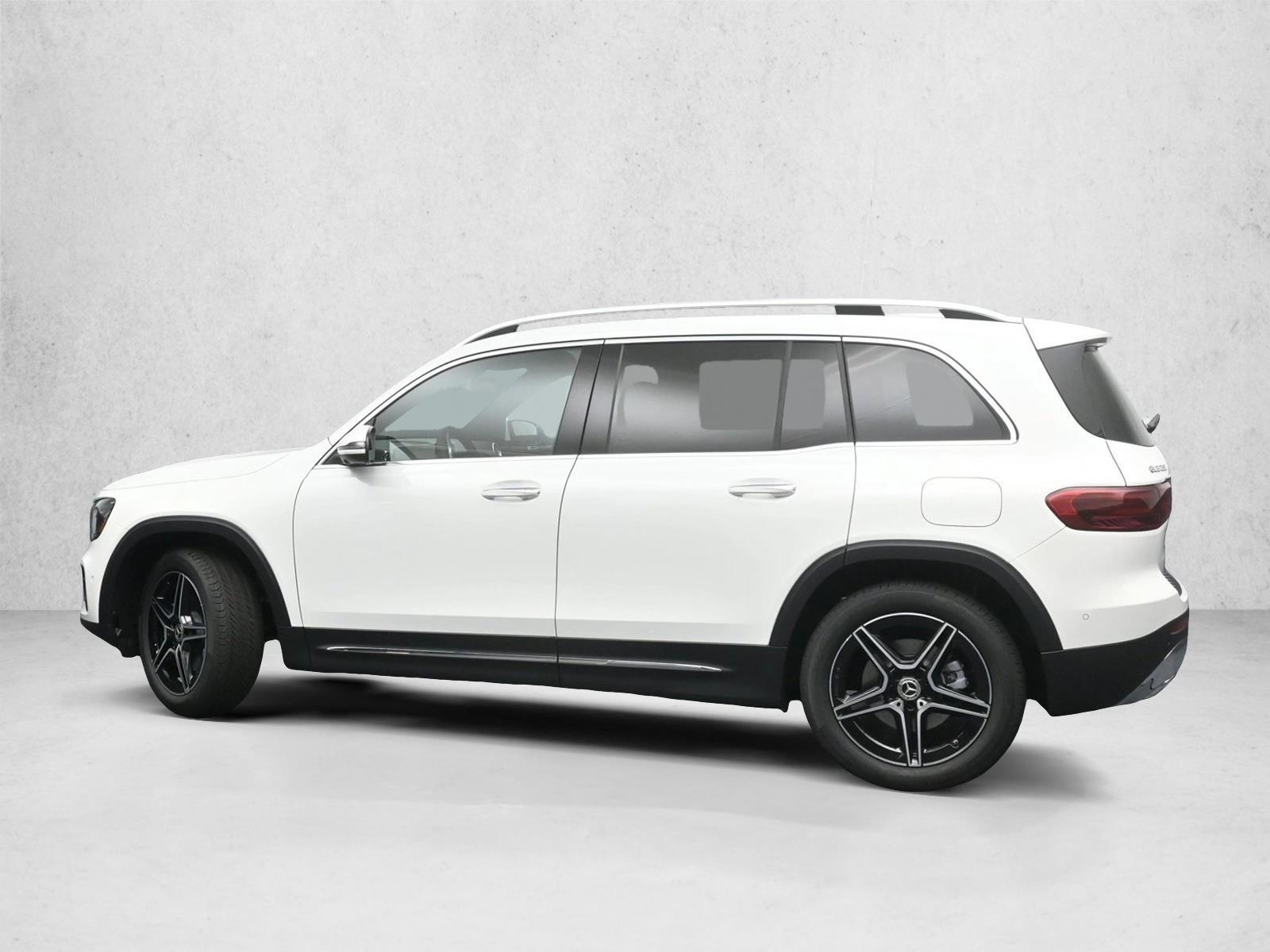 Thumbnail: 2026 Mercedes-Benz GLB - 3