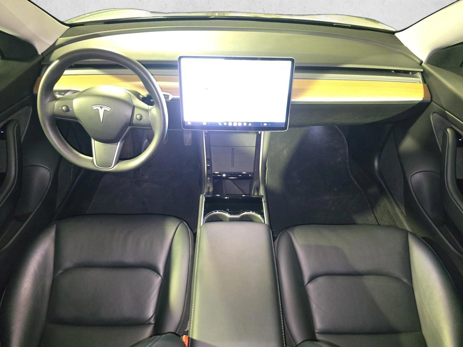 Thumbnail: 2020 Tesla Model 3 - 3
