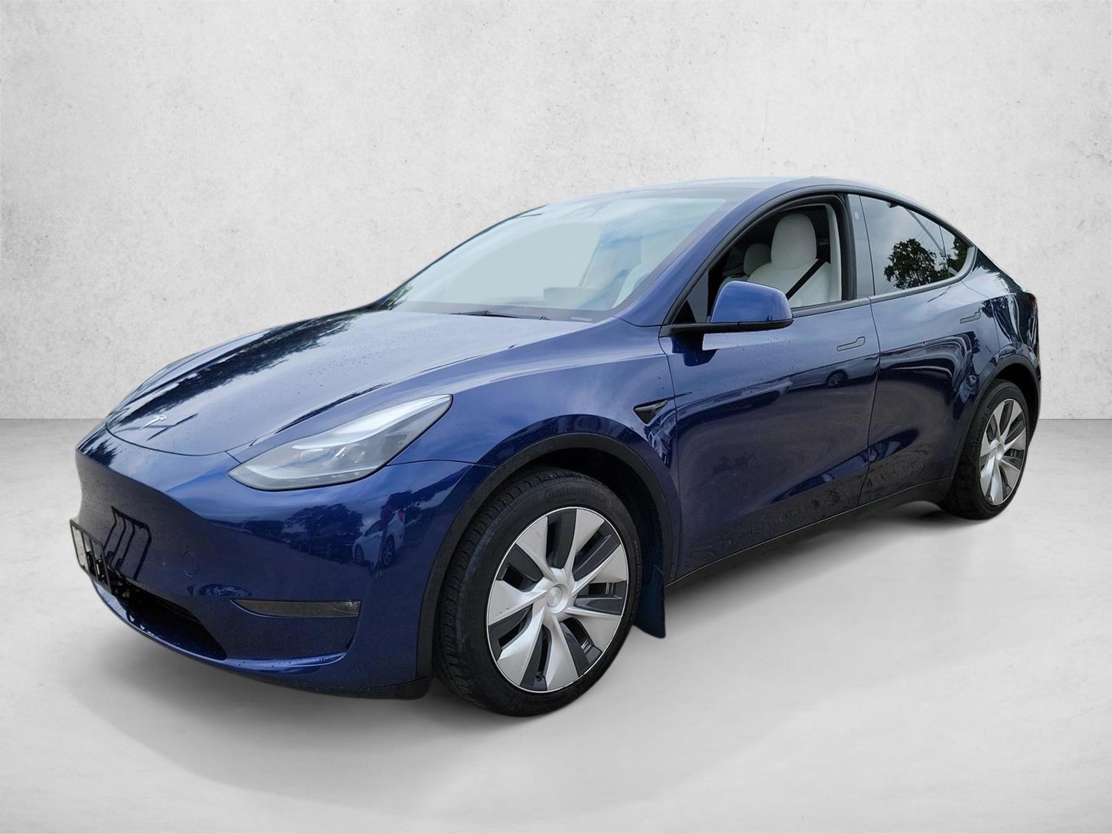 Thumbnail: 2023 Tesla Model Y - 1