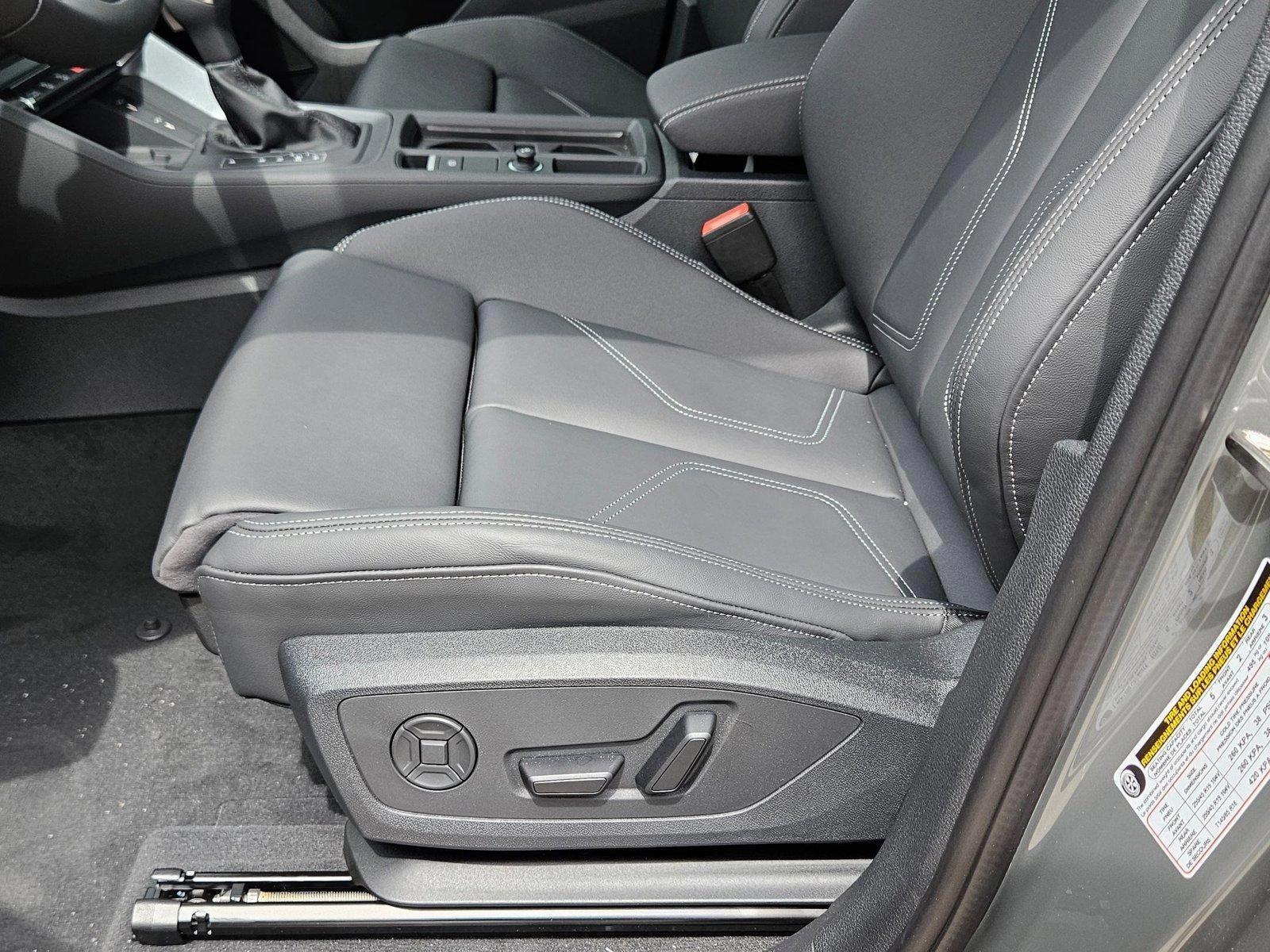 Thumbnail: 2025 Audi Q3 - 5