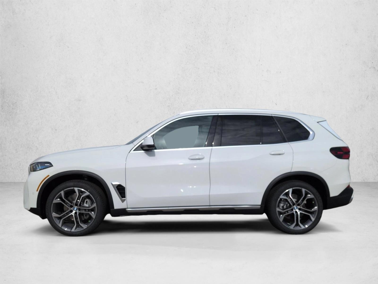 Thumbnail: 2026 BMW X5 - 2