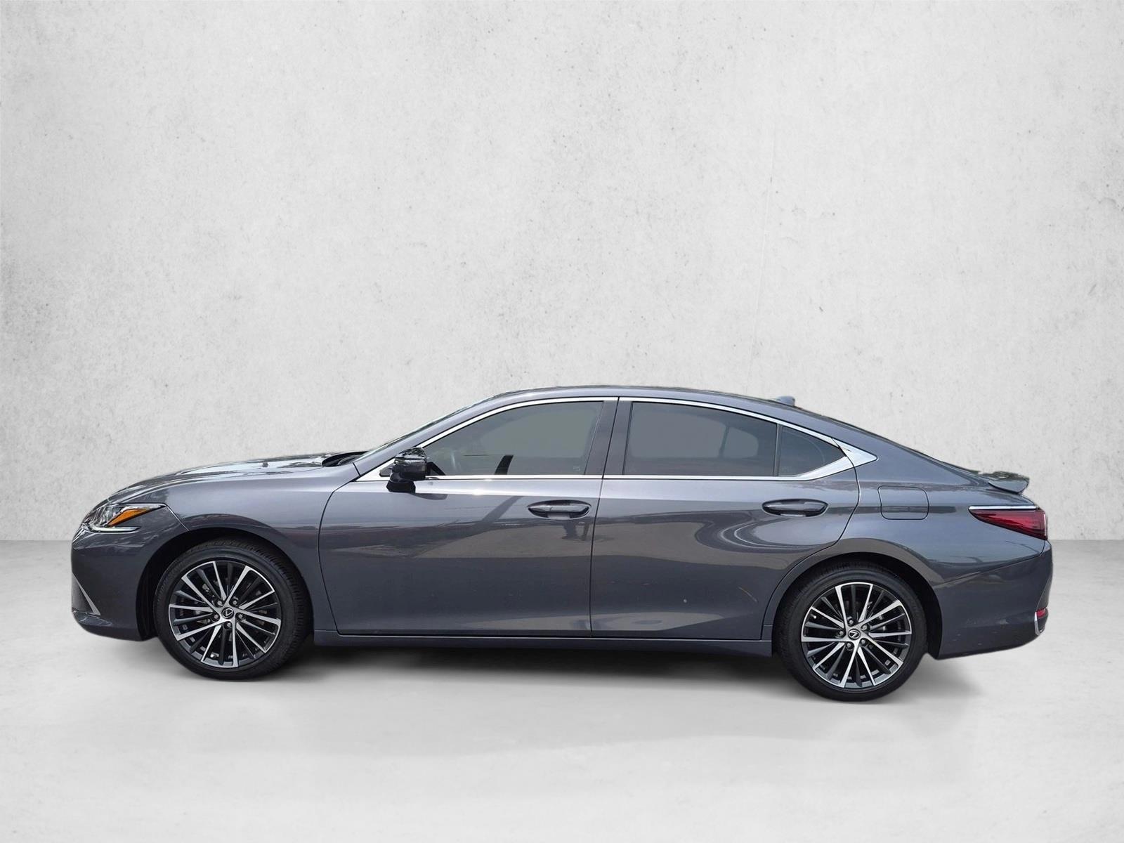 Thumbnail: 2025 Lexus ES - 2