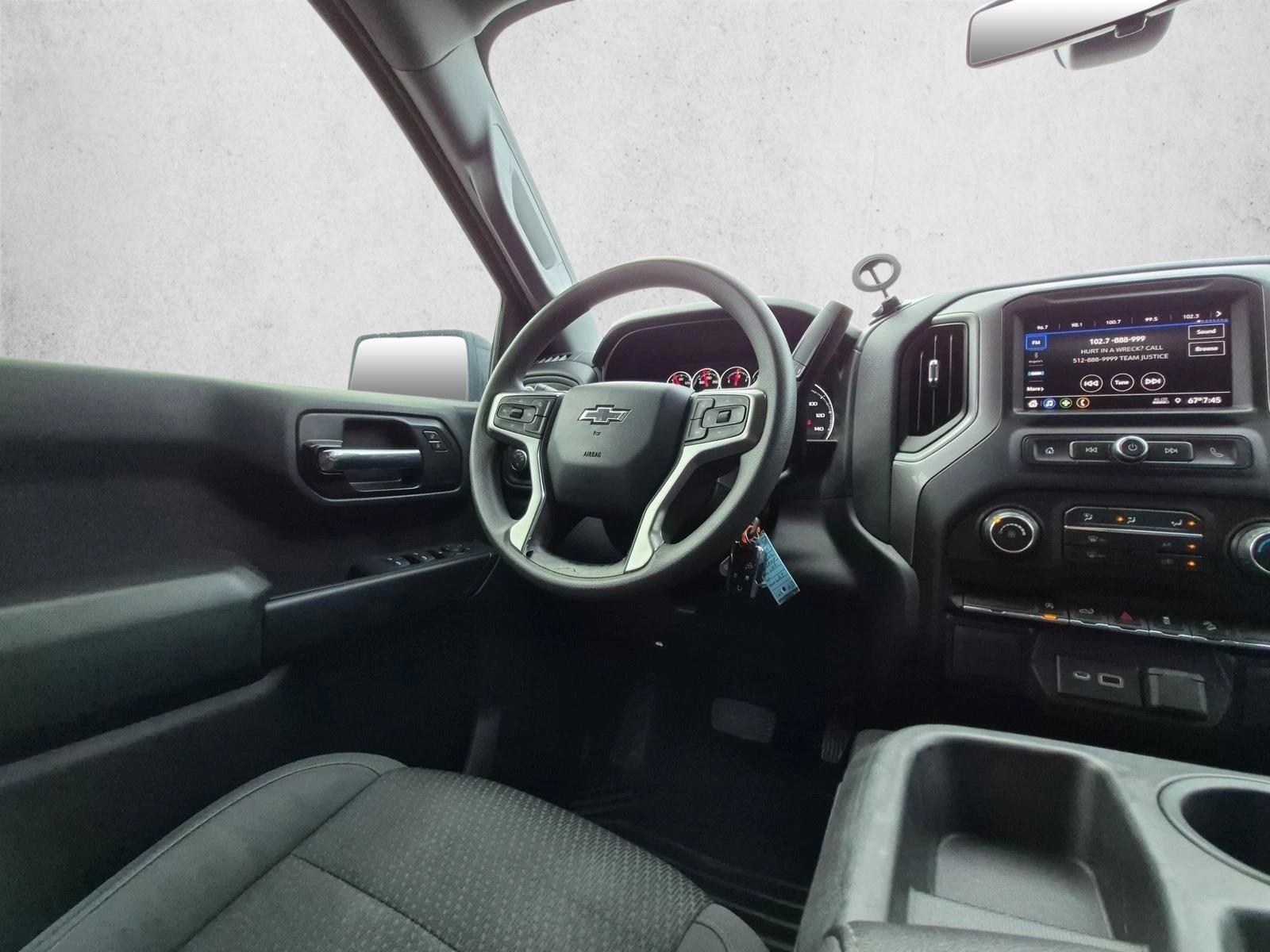 Thumbnail: 2022 Chevrolet Silverado 1500 - 4