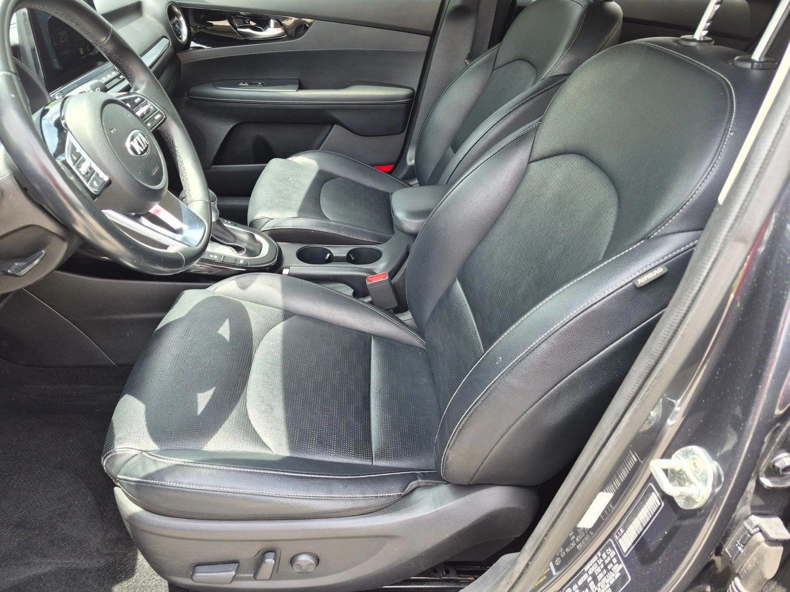 2021 Kia Forte EX - Photo 15