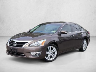 2015 Nissan Altima SL -
                  Bellevue, WA