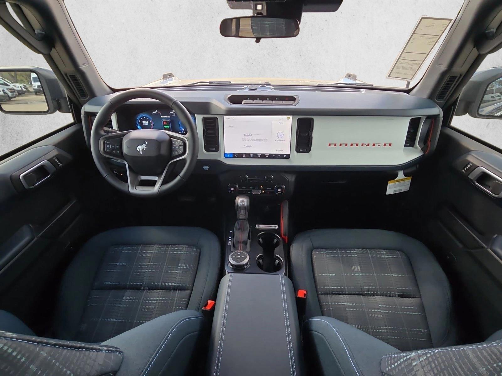 Thumbnail: 2026 Ford Bronco - 4