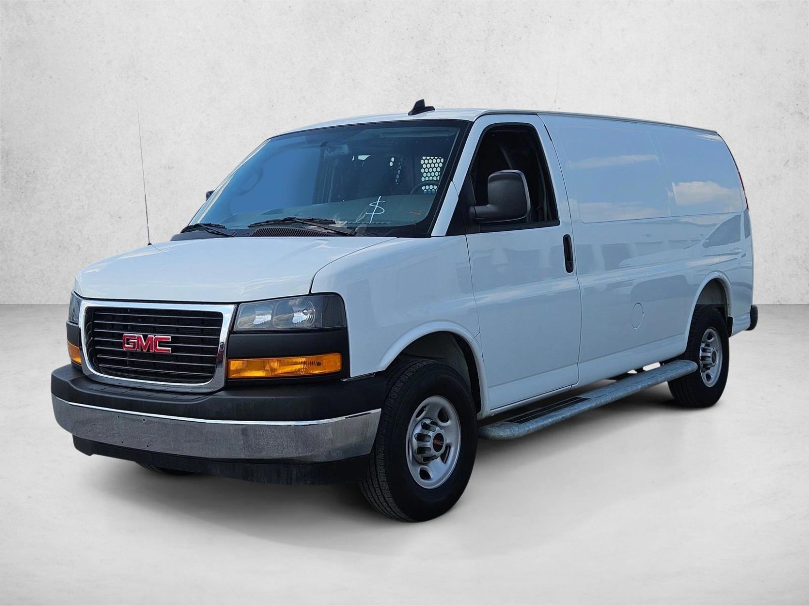 Thumbnail: 2025 GMC Savana - 2