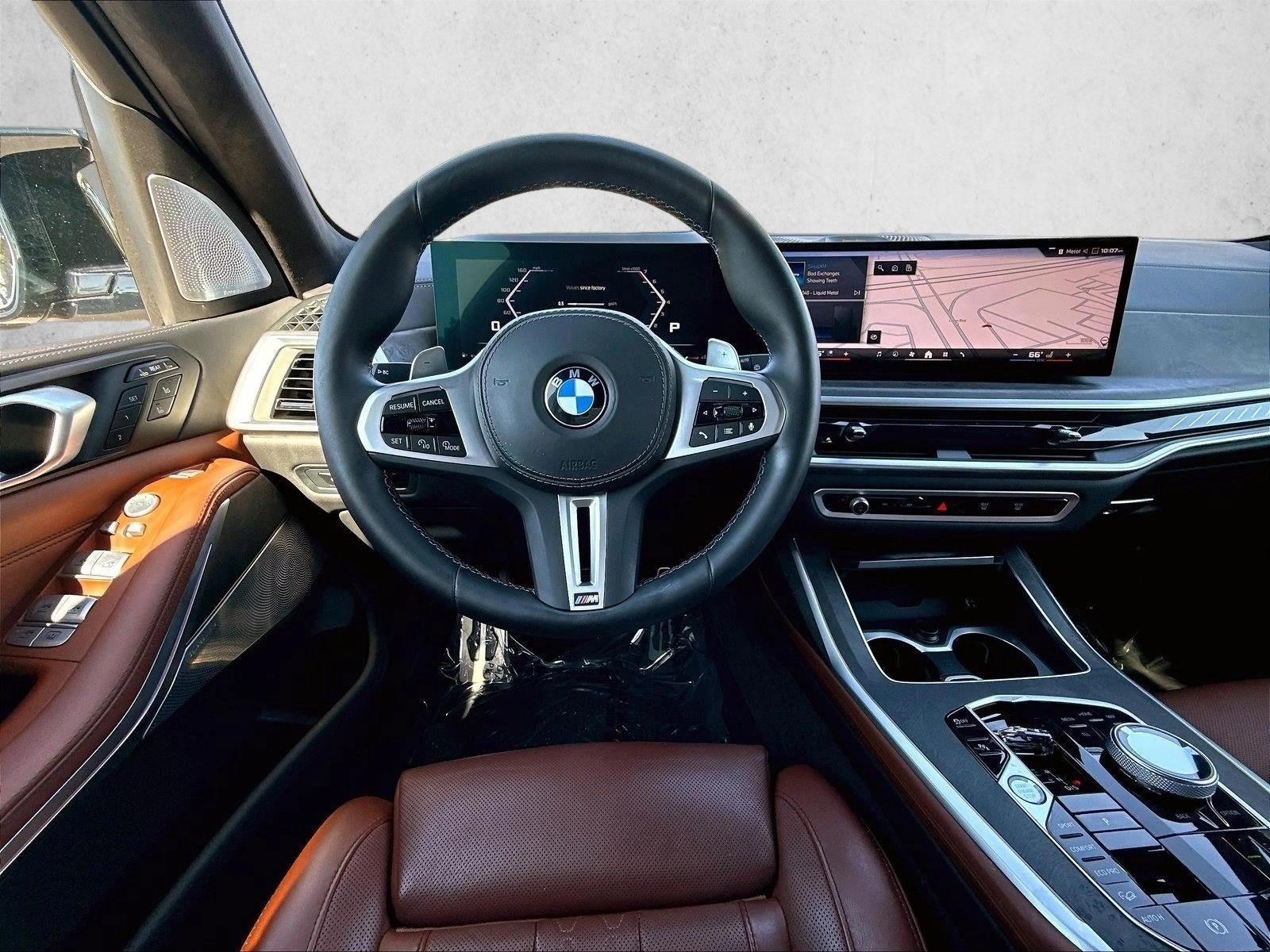 Thumbnail: 2025 BMW X7 - 3