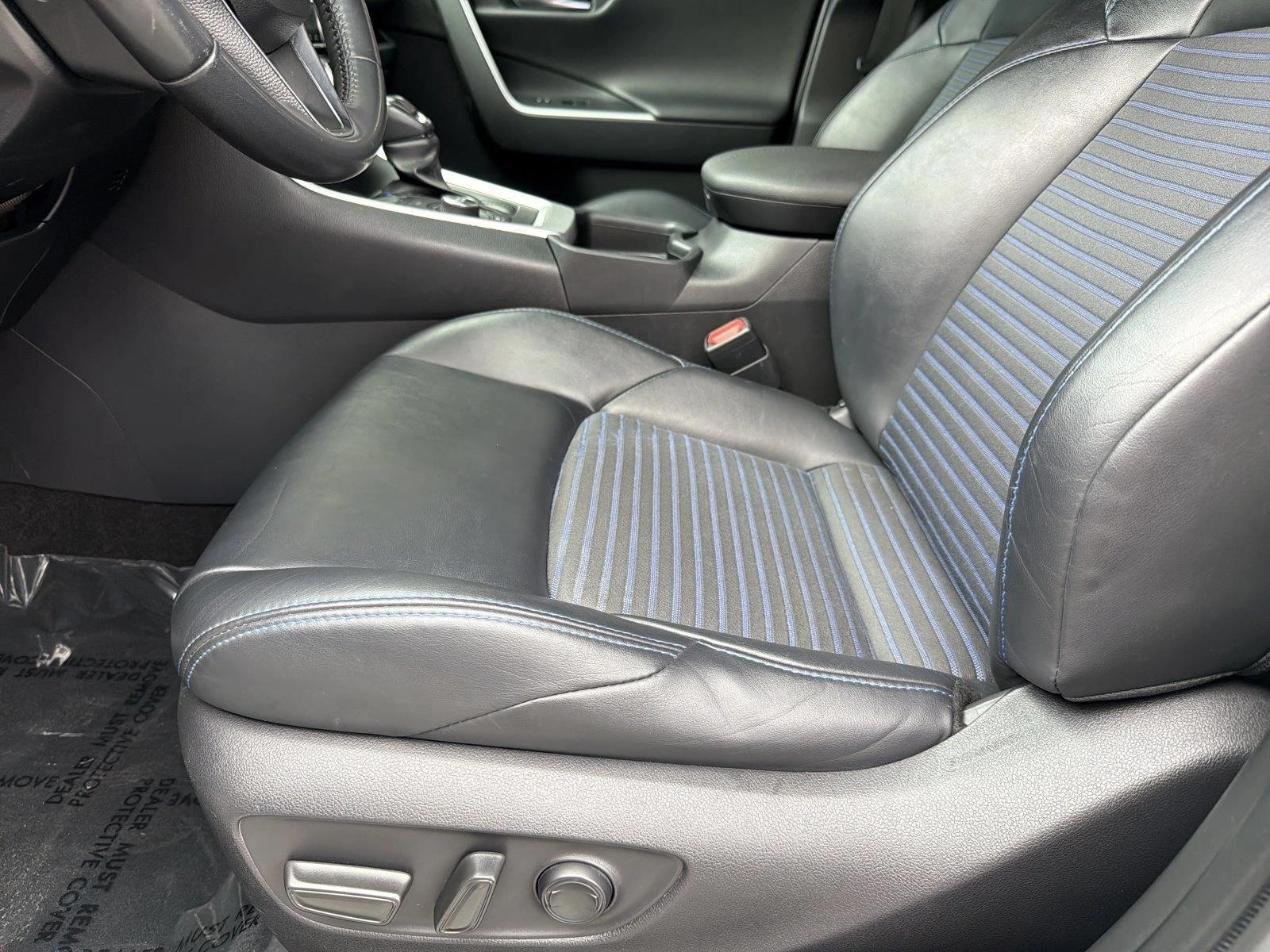 Thumbnail: 2019 Toyota RAV4 - 5
