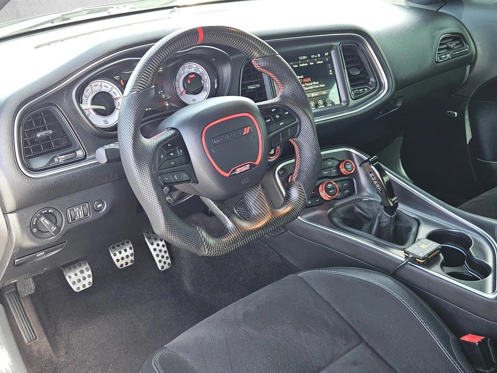 Thumbnail: 2017 Dodge Challenger - 3