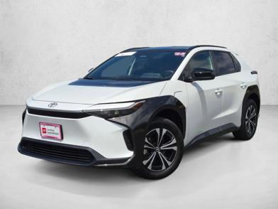 2025 Toyota bZ4X XLE -
                  Irvine, CA
