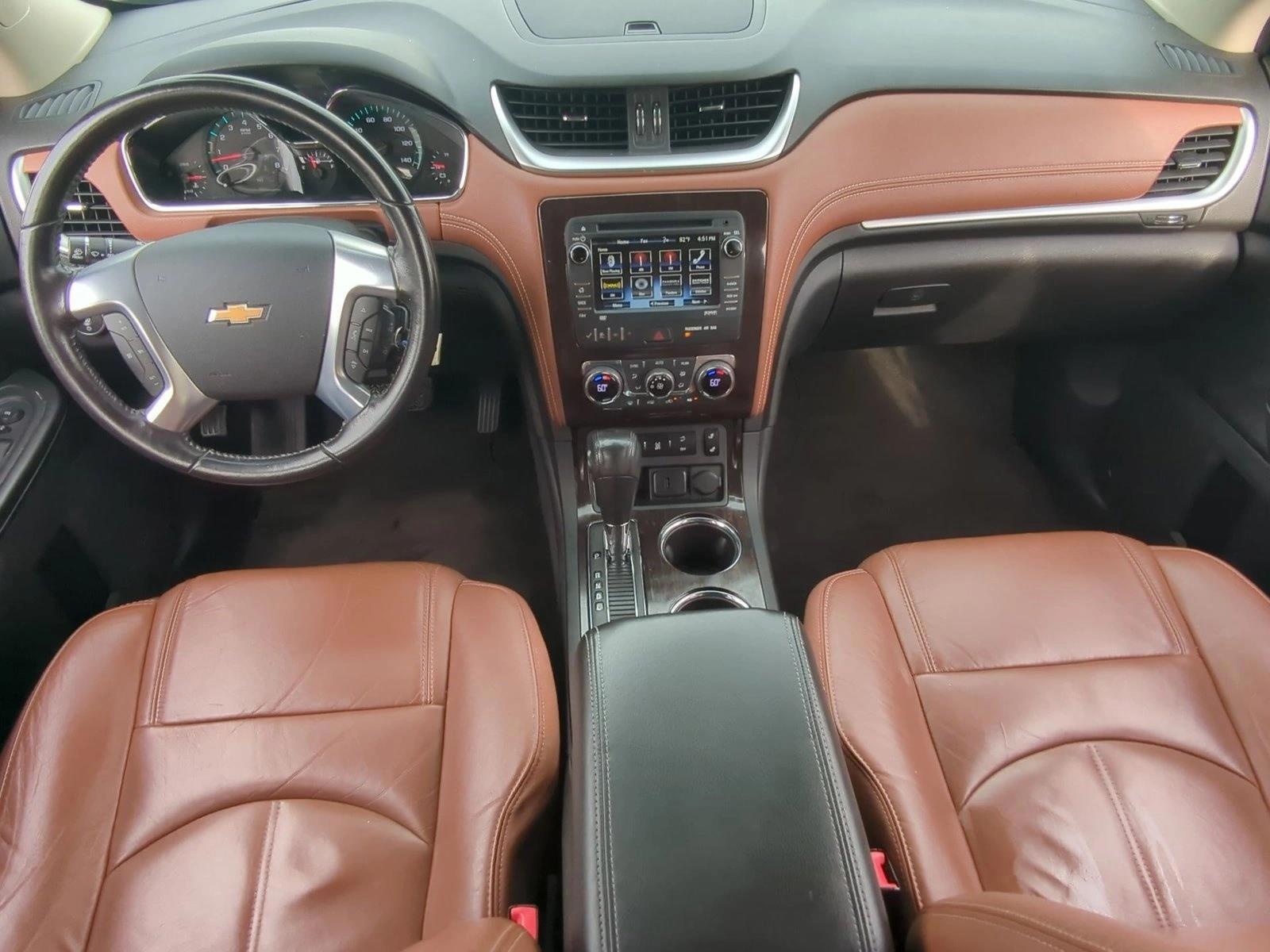 Thumbnail: 2015 Chevrolet Traverse - 4