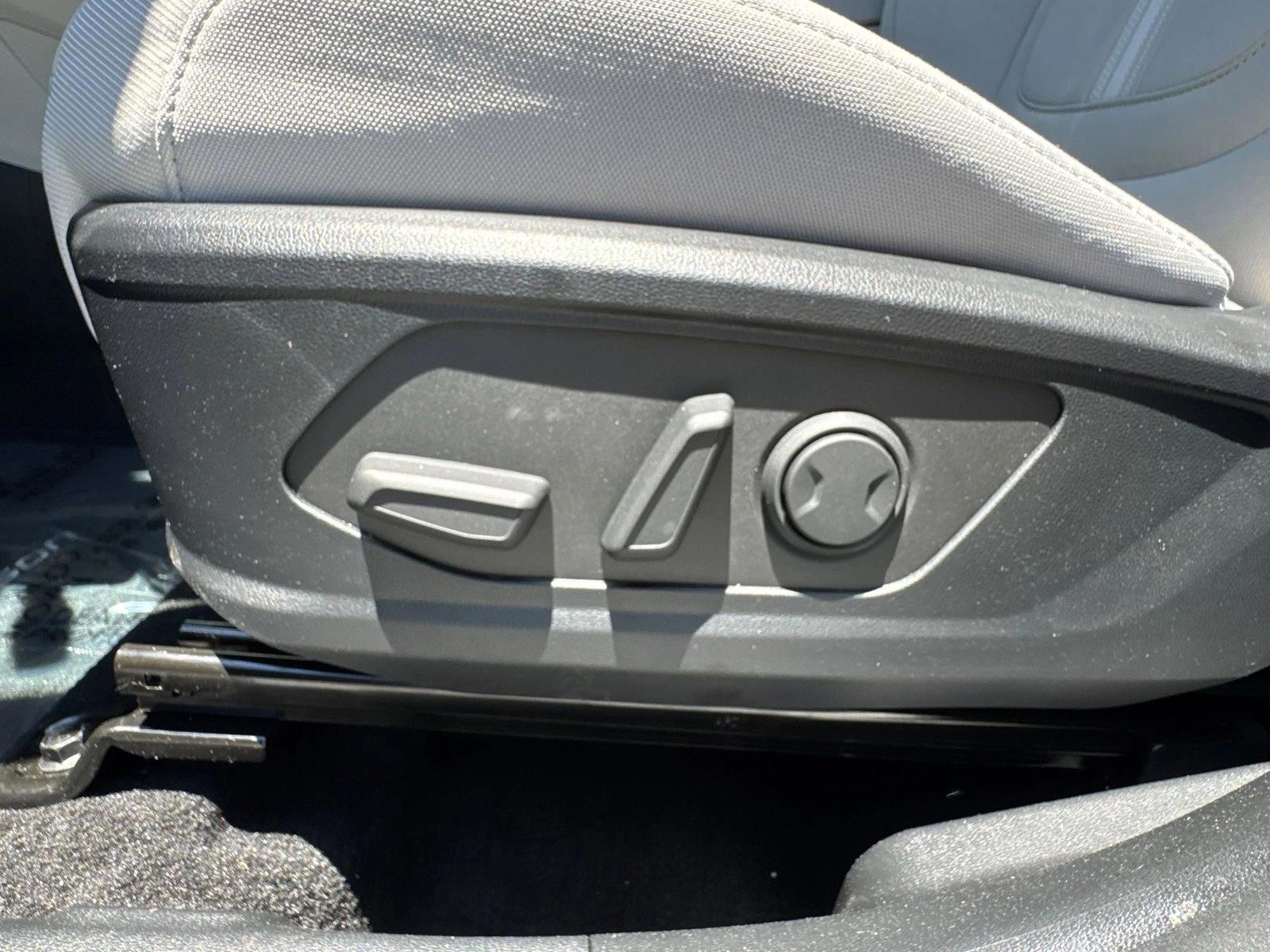 Thumbnail: 2026 Hyundai Tucson - 4