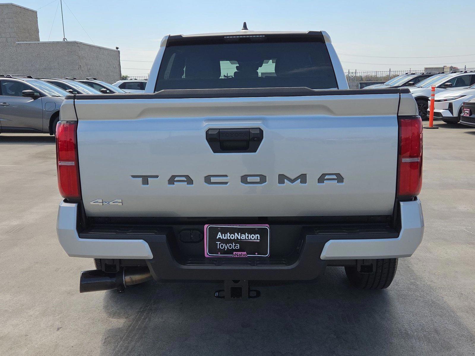 2025 Toyota Tacoma SR5 - Photo 6