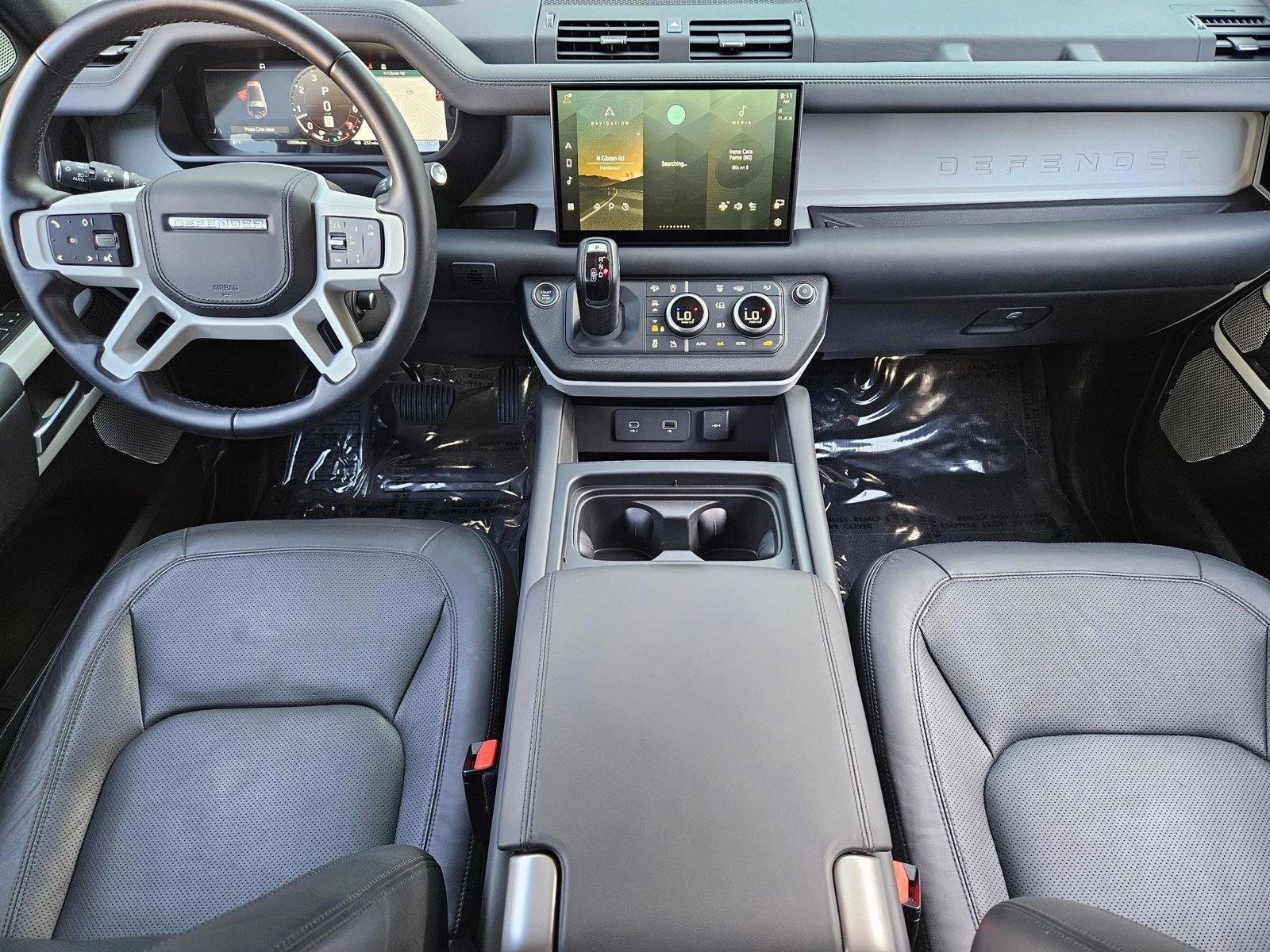 Thumbnail: 2023 Land Rover Defender - 4