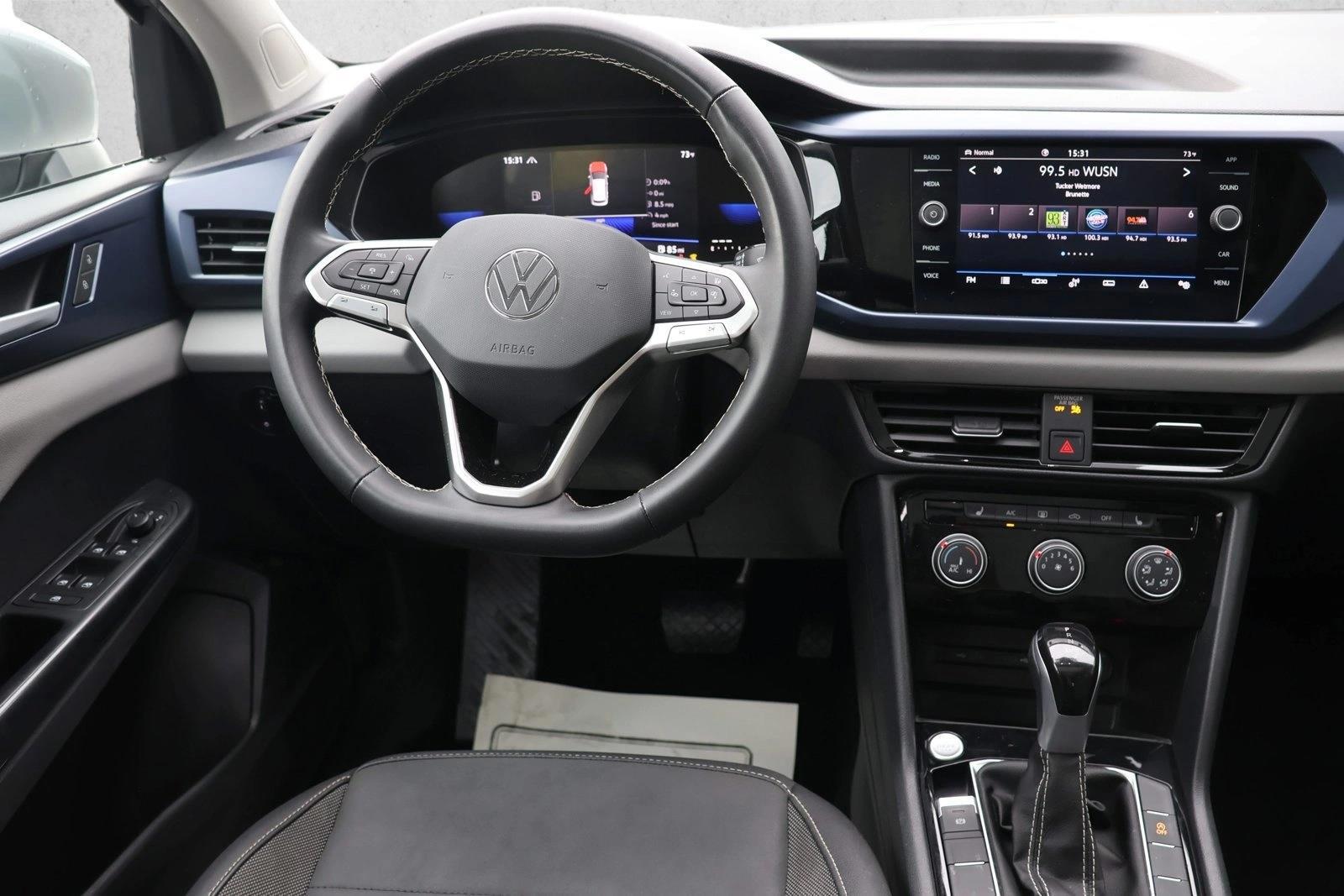 Thumbnail: 2023 Volkswagen Taos - 4