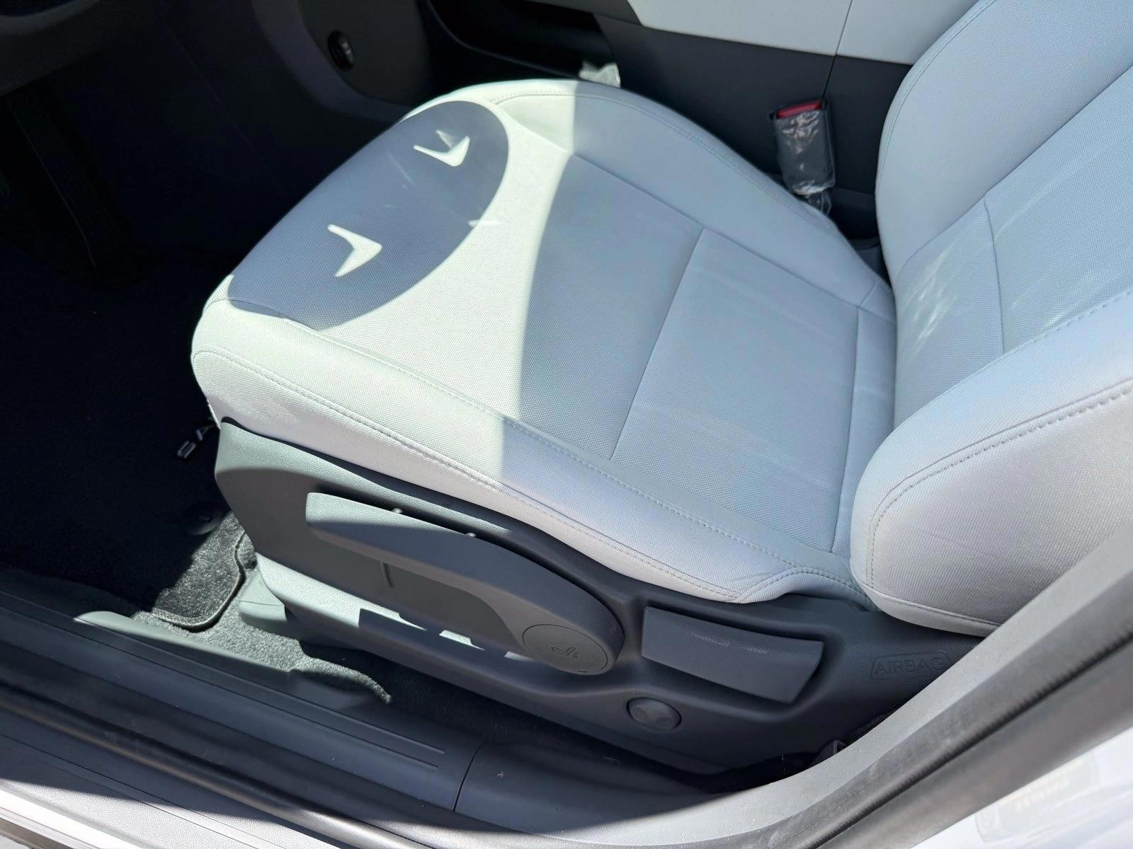 Thumbnail: 2026 Hyundai Santa Fe - 4