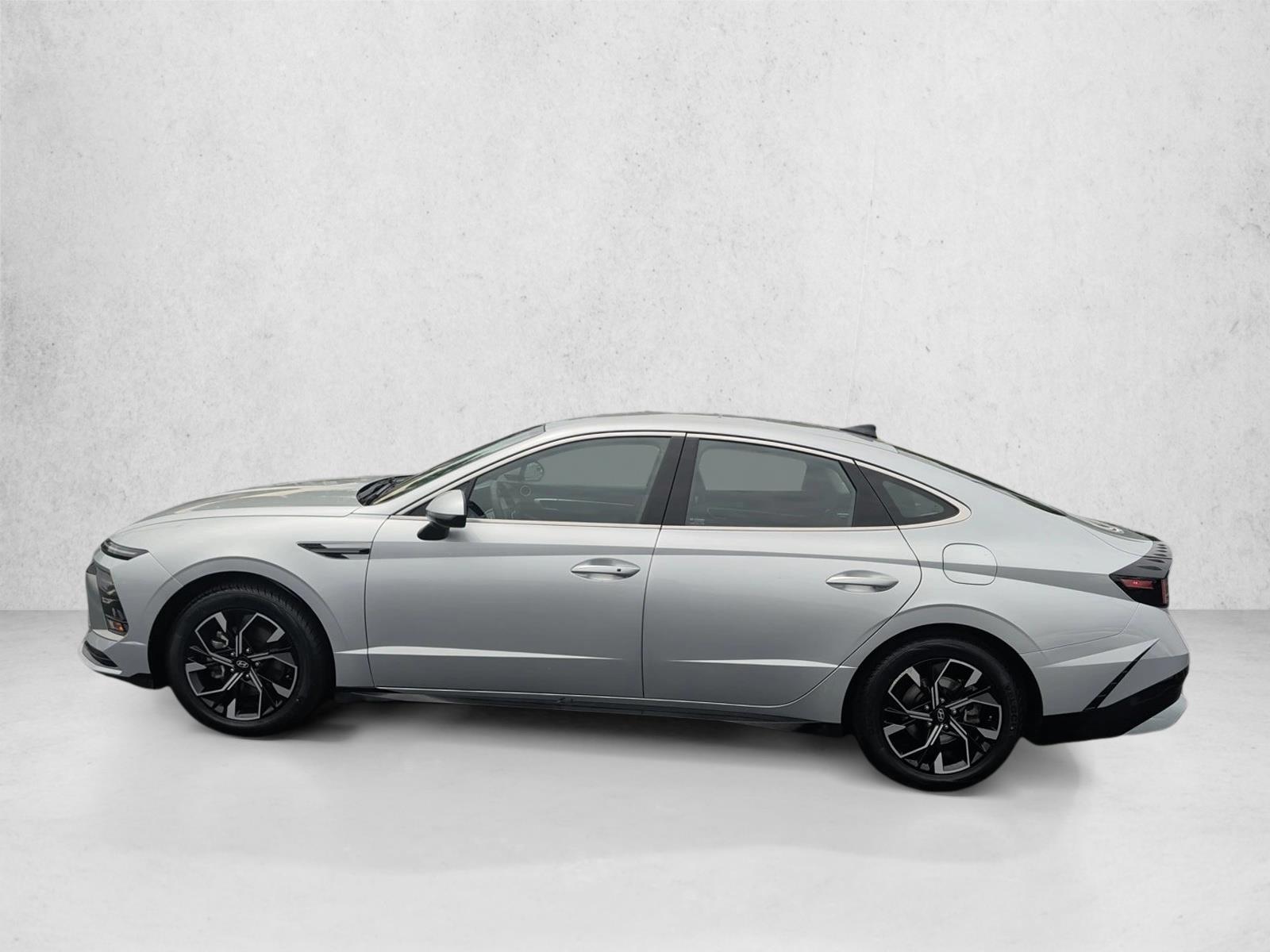 Thumbnail: 2024 Hyundai Sonata - 2