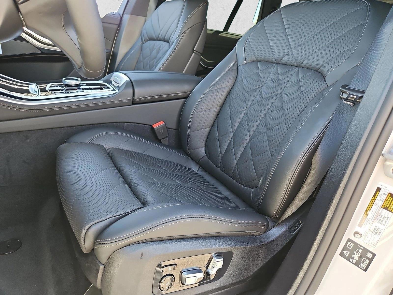 Thumbnail: 2026 BMW X5 - 5
