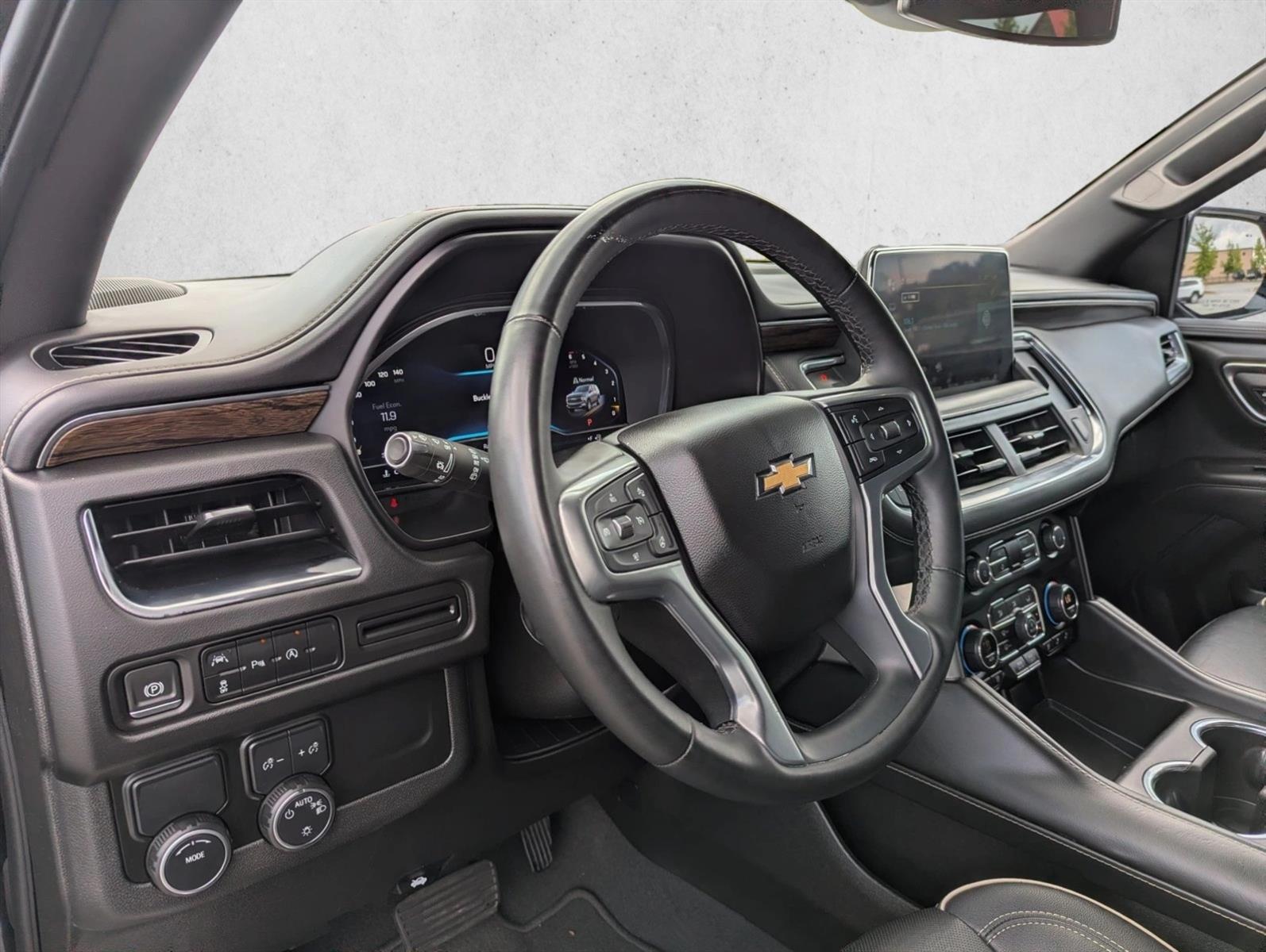 Thumbnail: 2023 Chevrolet Suburban - 3