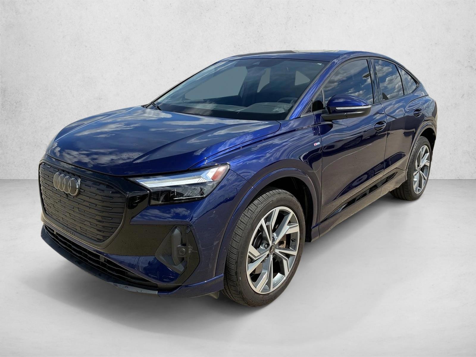 Thumbnail: 2023 Audi Q4 e-tron - 1