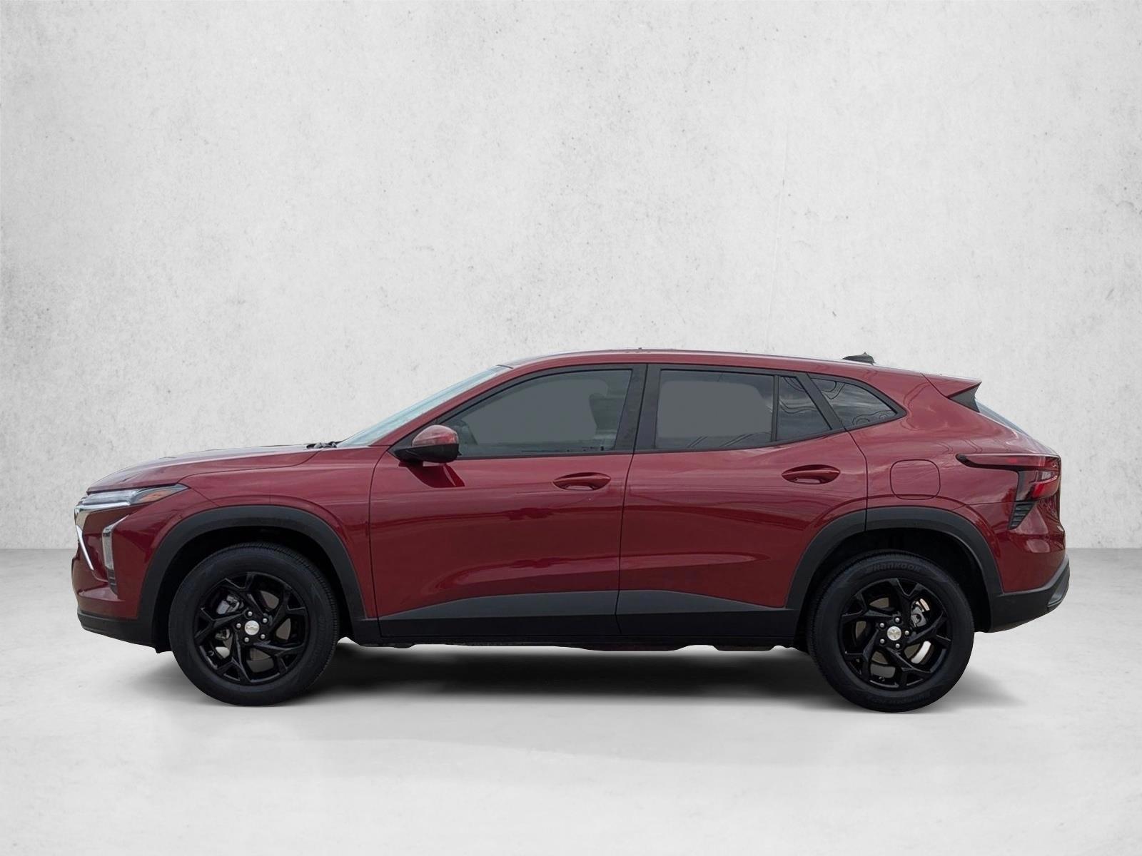 Thumbnail: 2025 Chevrolet Trax - 2