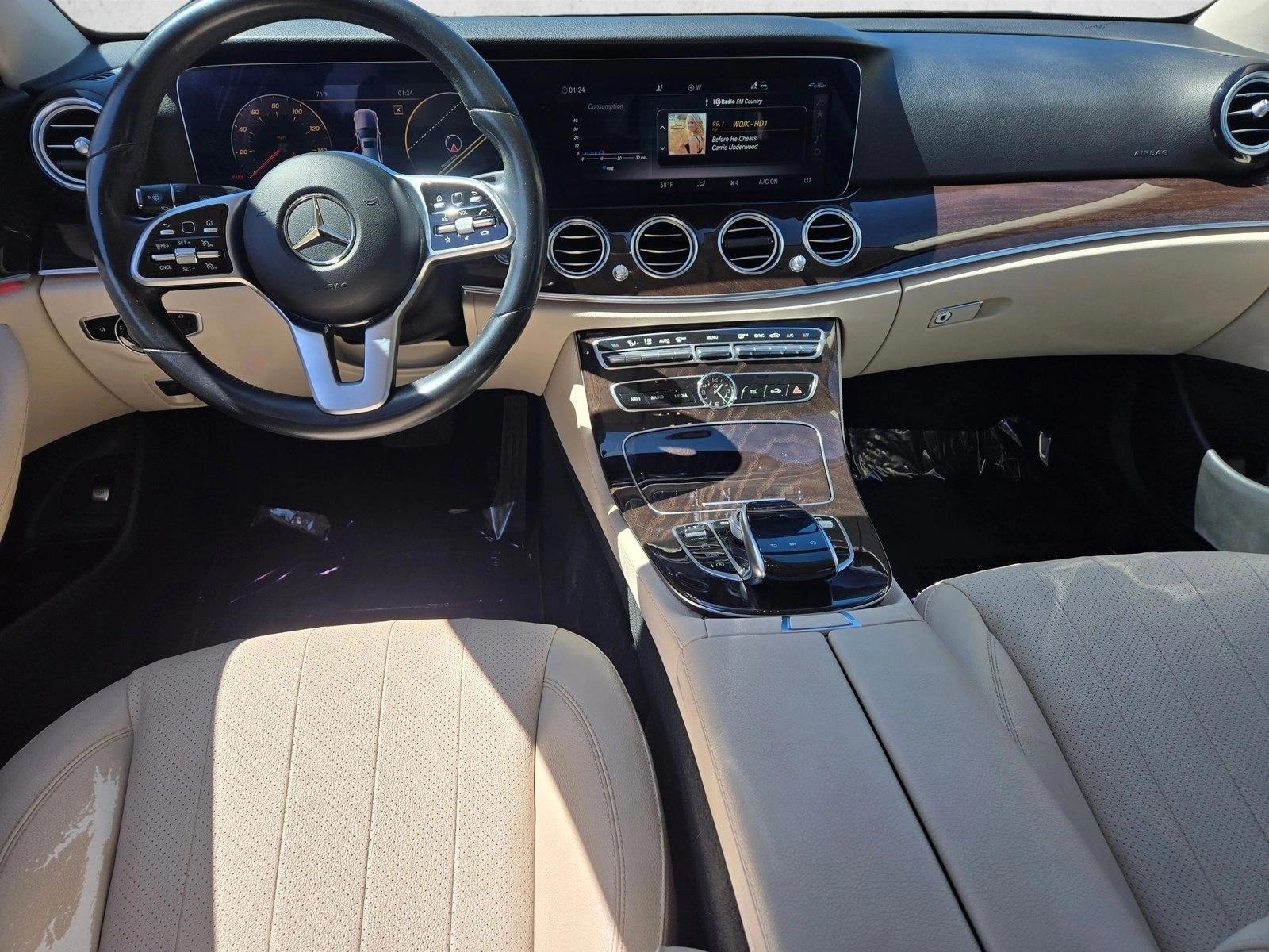 Thumbnail: 2020 Mercedes-Benz E-Class - 3