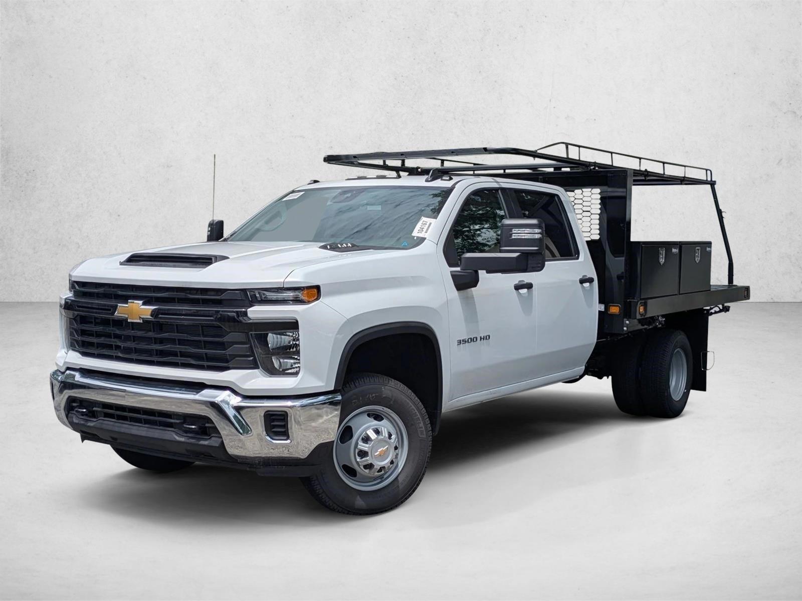 Thumbnail: 2026 Chevrolet Silverado 3500 - 1