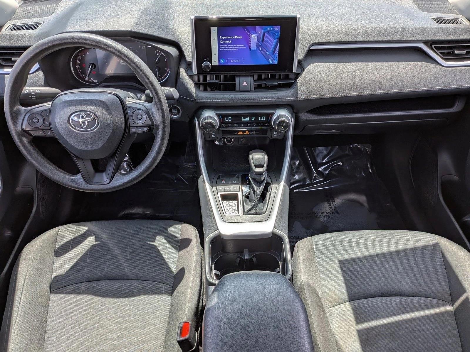 Thumbnail: 2024 Toyota RAV4 - 3