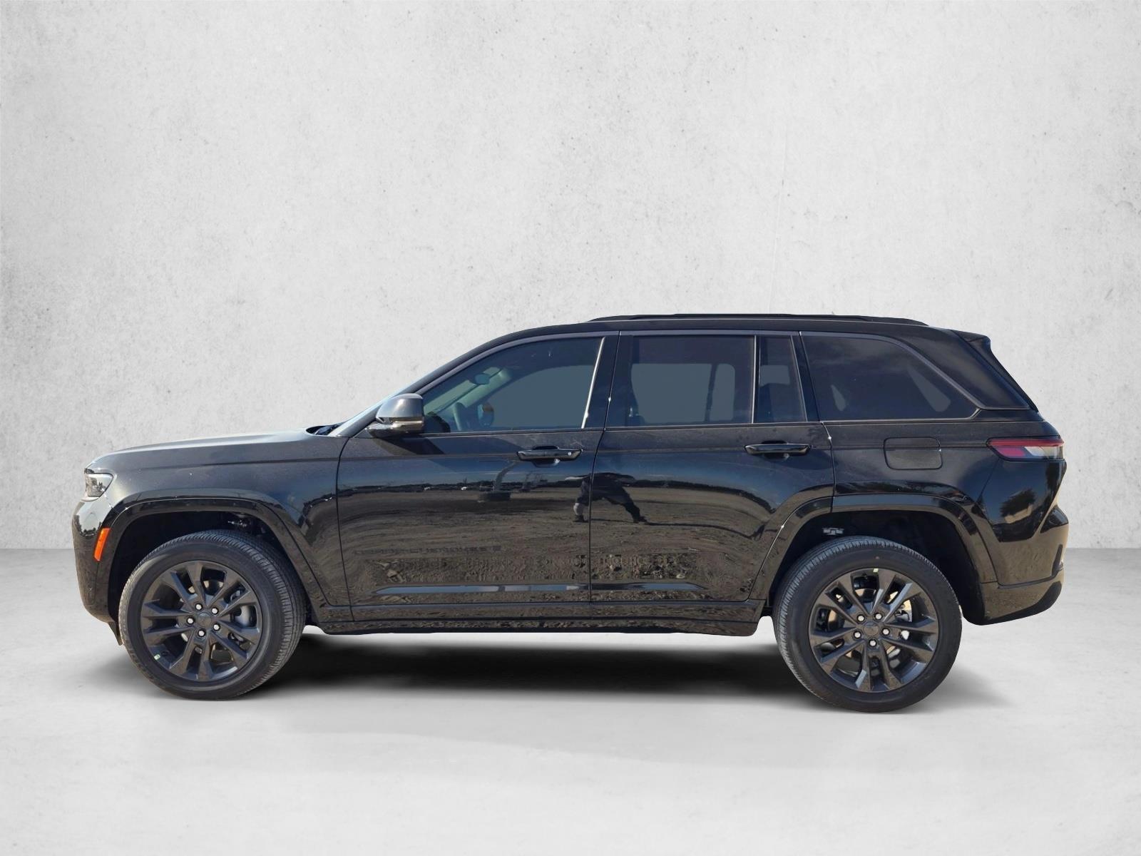 Thumbnail: 2026 Jeep Grand Cherokee - 2