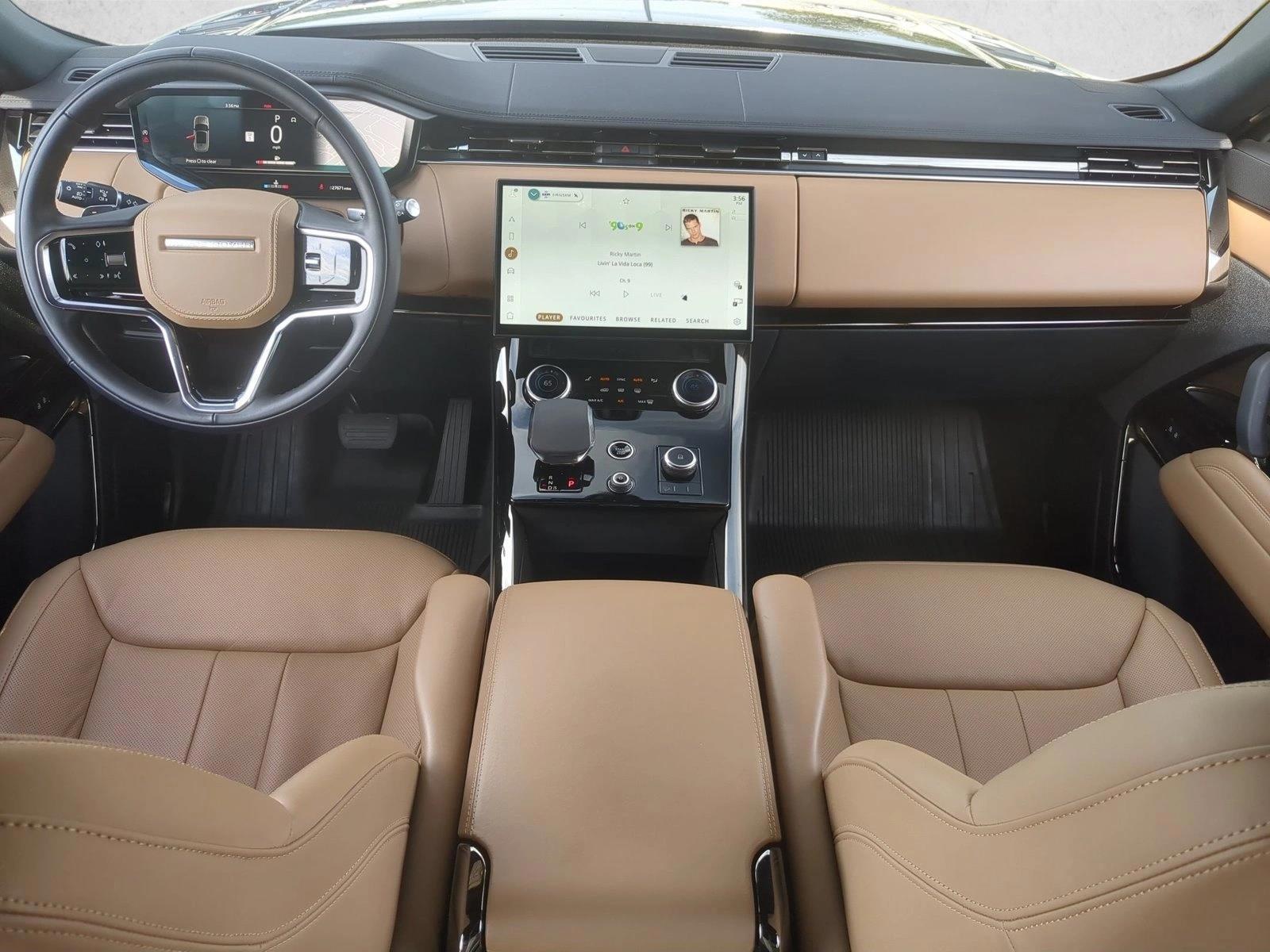 Thumbnail: 2023 Land Rover Range Rover Sport - 3