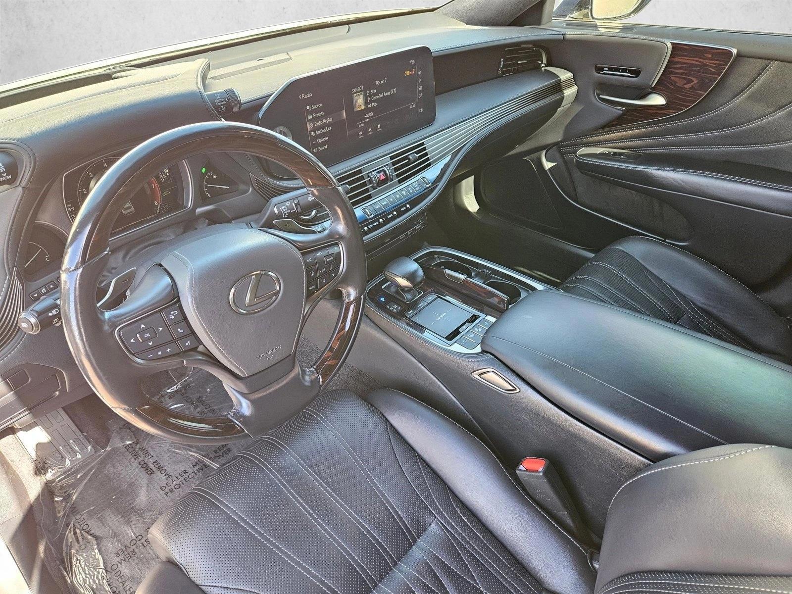 Thumbnail: 2022 Lexus LS - 3