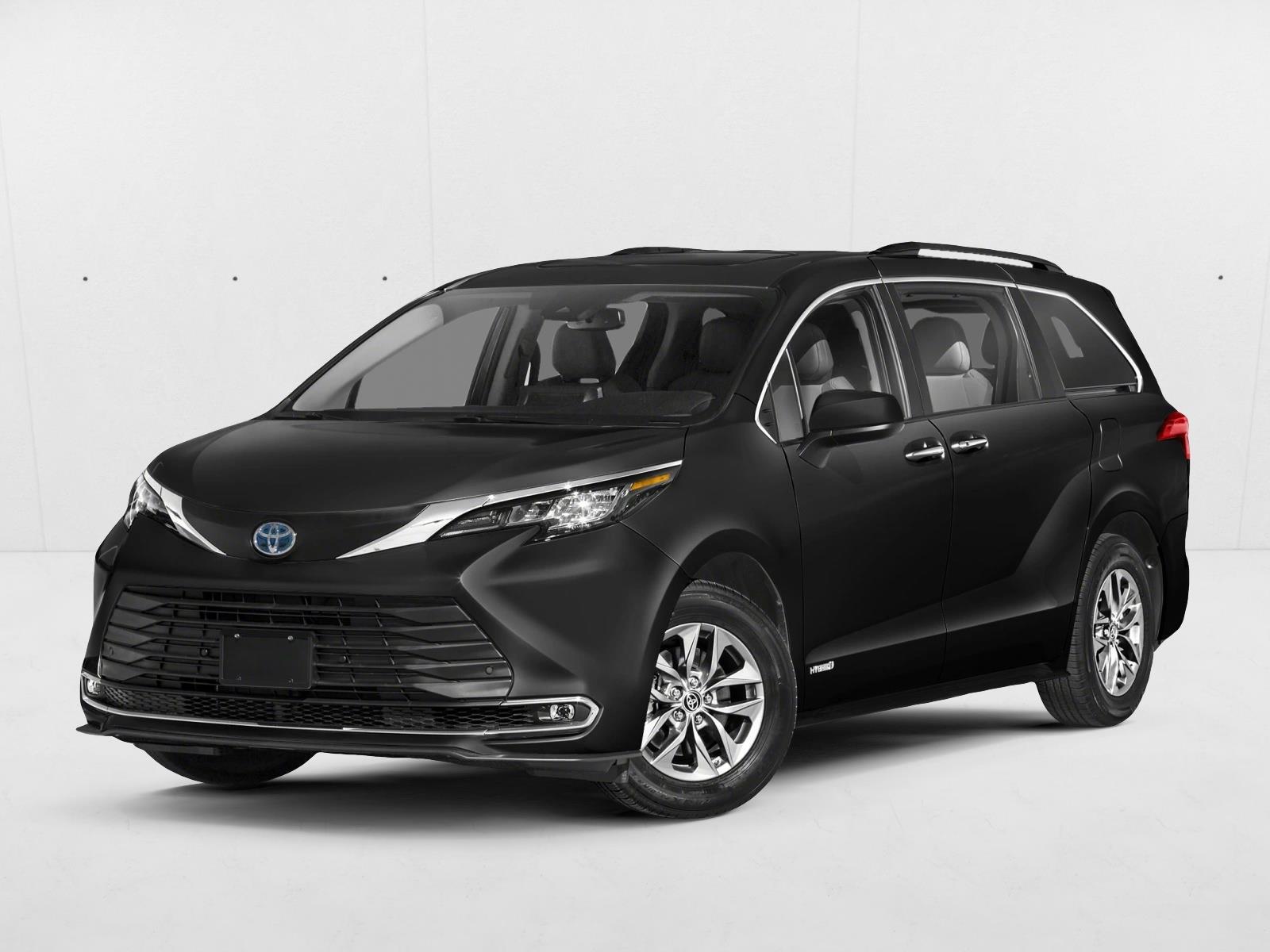 2022 Toyota Sienna XLE 7-Passenger Hybrid AWD's photo