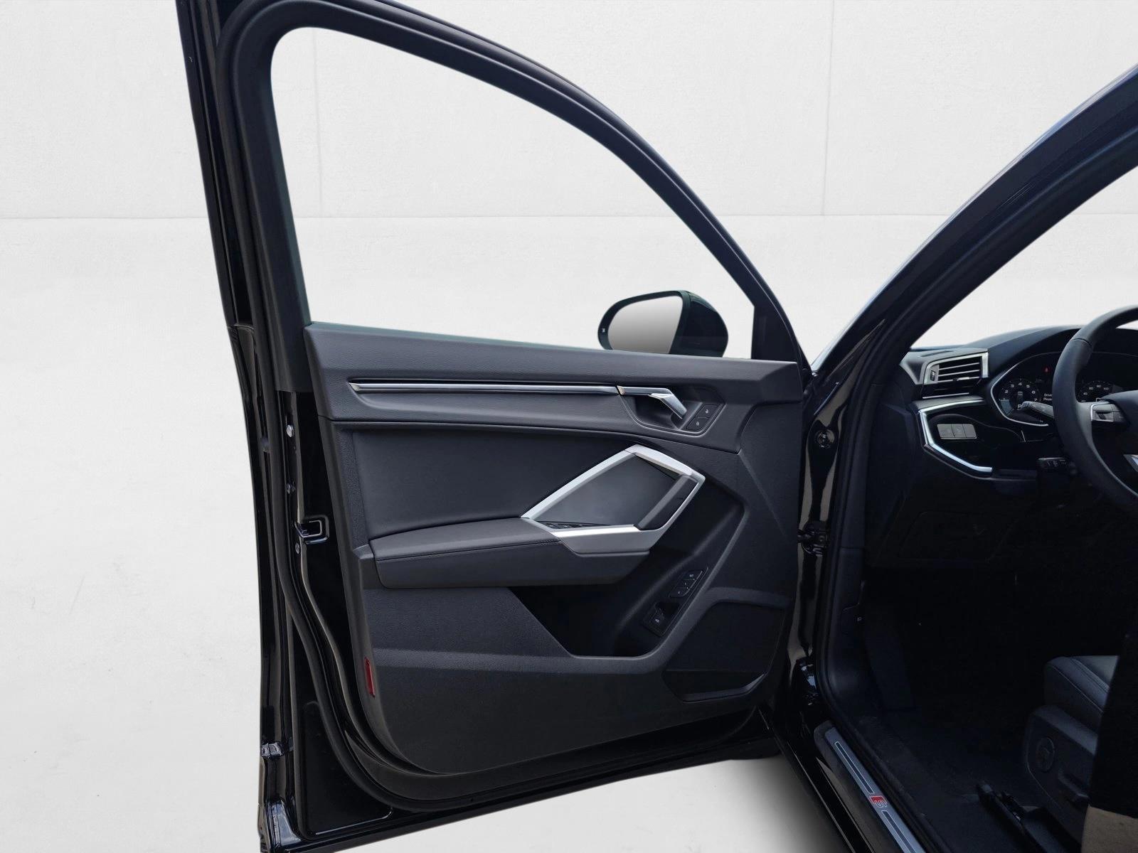 2025 Audi Q3 S Line Premium - Photo 13