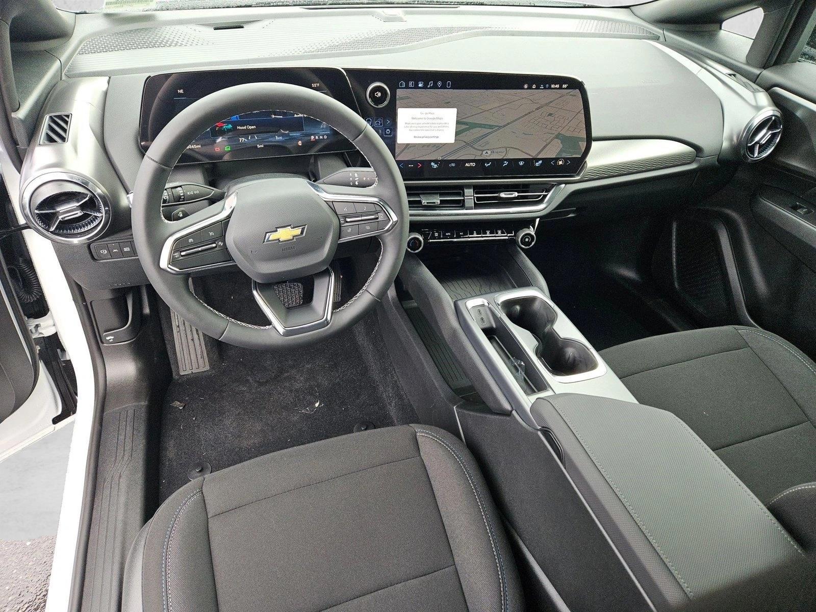 Thumbnail: 2026 Chevrolet Equinox - 3