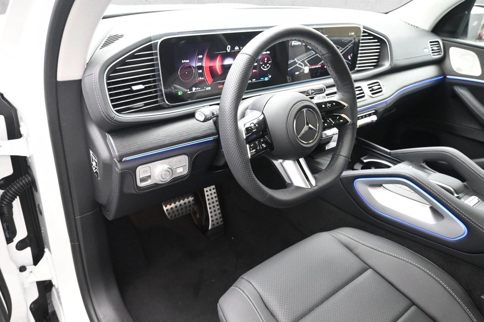 Thumbnail: 2026 Mercedes-Benz GLS - 3