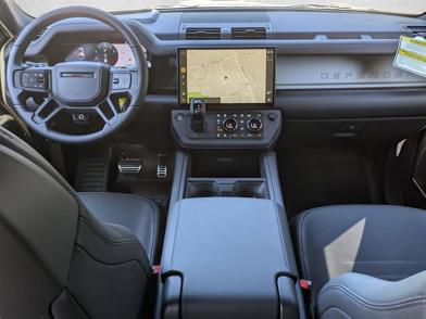 2026 Land Rover Defender