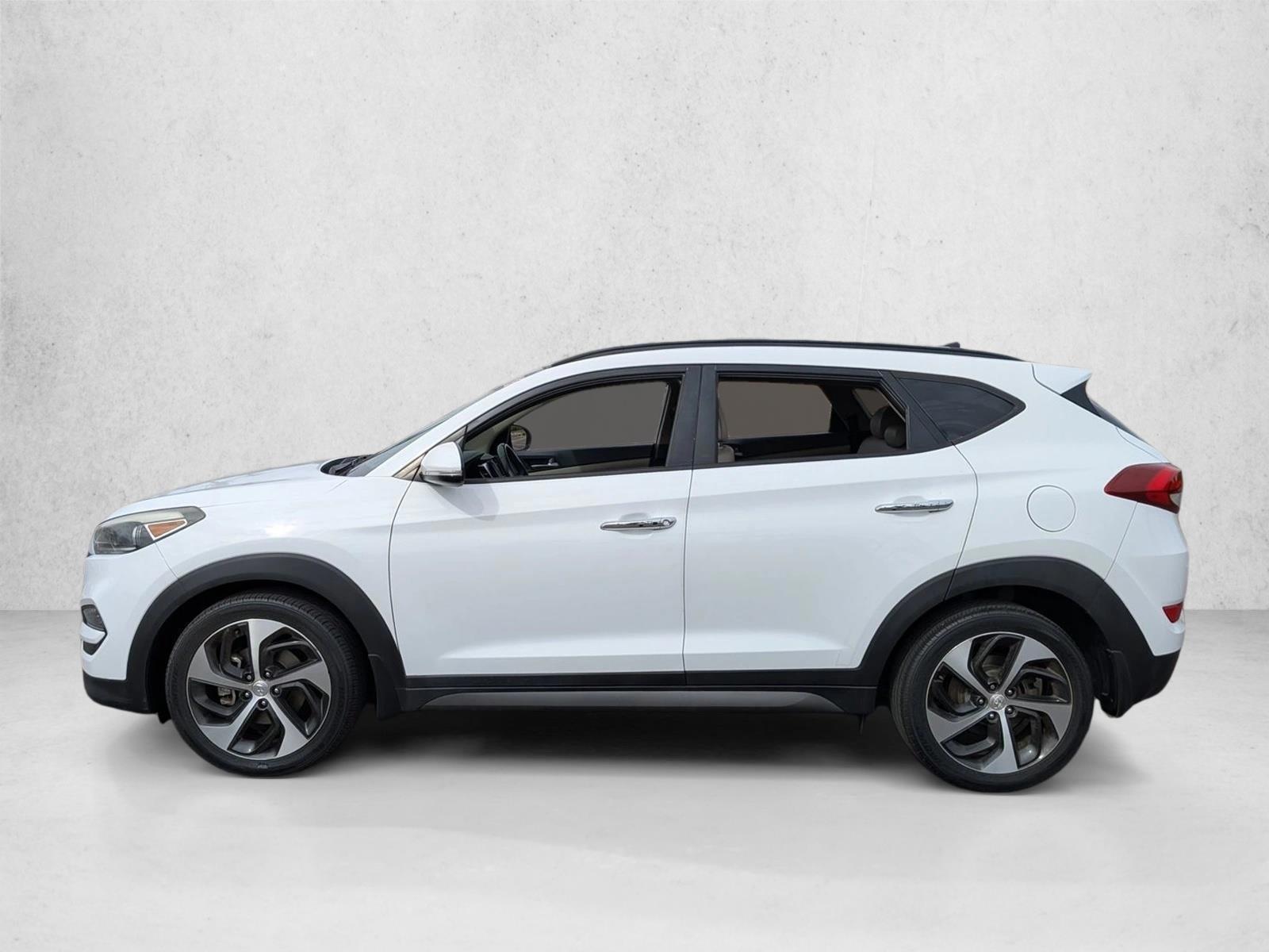 Thumbnail: 2016 Hyundai Tucson - 2