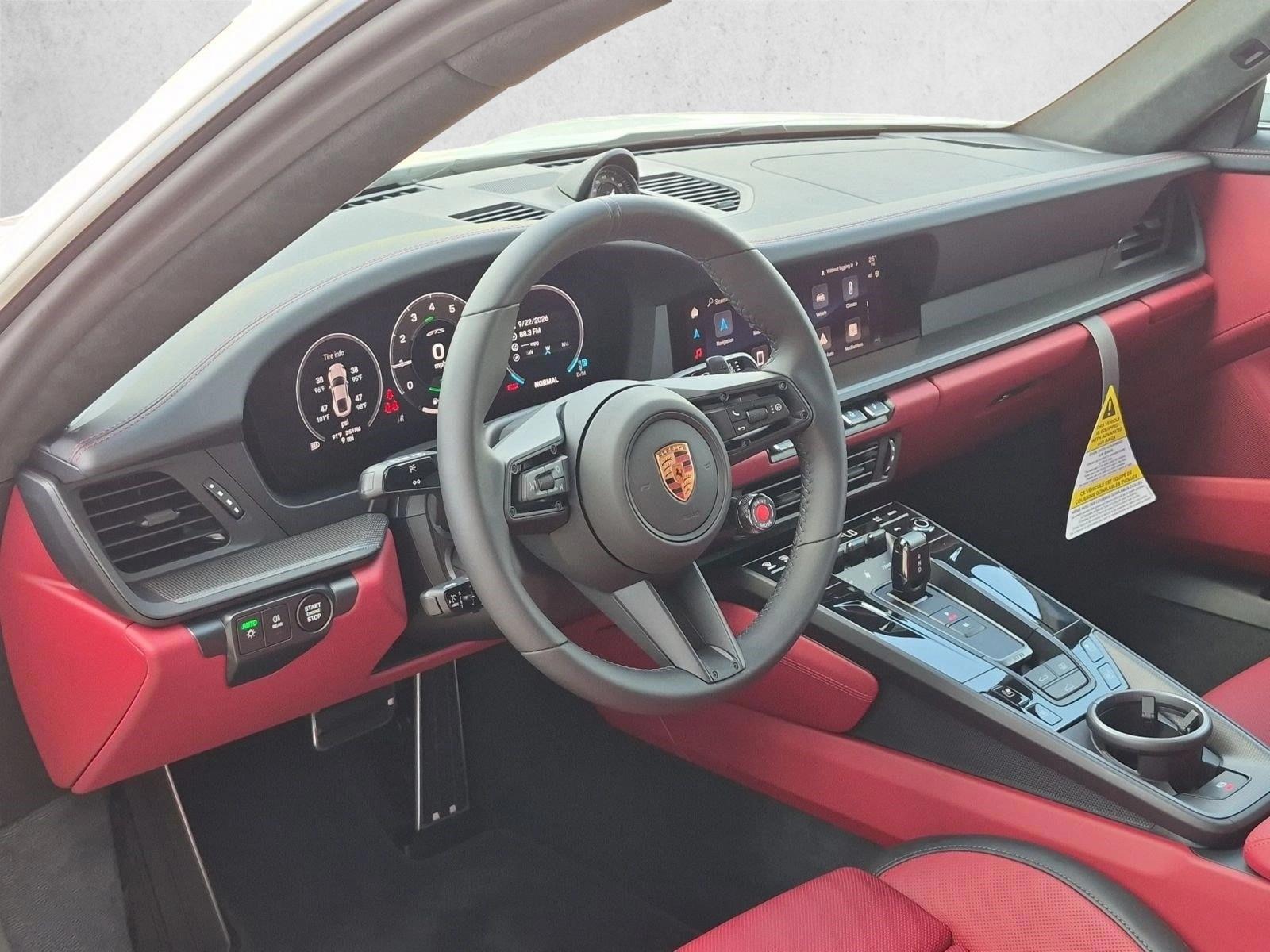 Thumbnail: 2026 Porsche 911 - 3